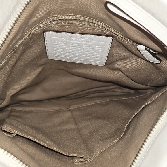 Vintage 2005 Coach Soho Slim Shoulder Bag And Wristlet - Picture 8 of 15